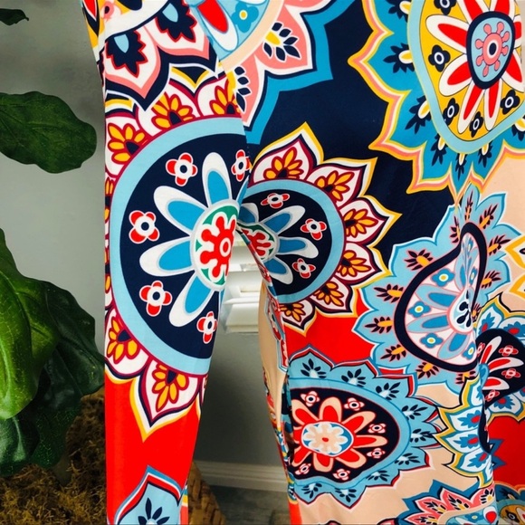 NWOT SUPER CUTE Geometric Medley FUN COLORFUL PRINT PATTERN Swift Tunic DRESS - Picture 5 of 6